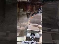 con accesorios de mecanizado por CNC