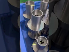 Servicio de torneado de piezas de colores anodizados