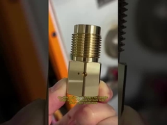 Servicios de torneado CNC a color personalizados que utilizan tecnología CNC de 3 ejes para el mecanizado de acero