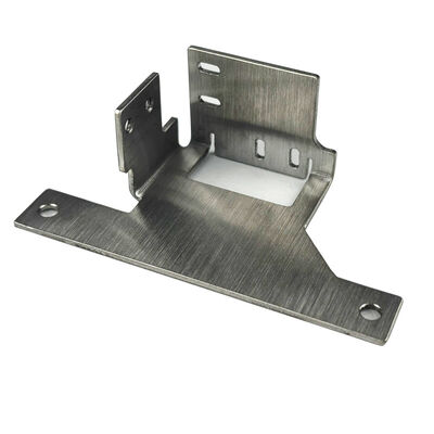 Buen precio Doblaje y soldadura profesionales de chapa metálica para la fabricación de acero inoxidable en línea